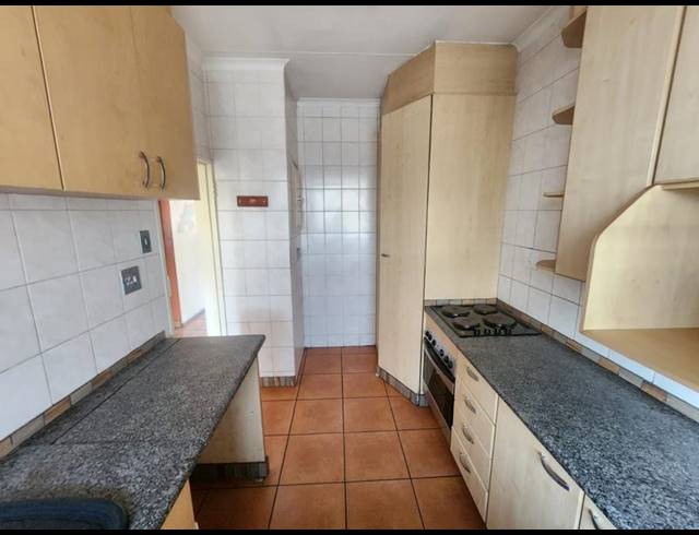 3 BEDROOM TOWNHOUSE FOR SALE IN DENLEE